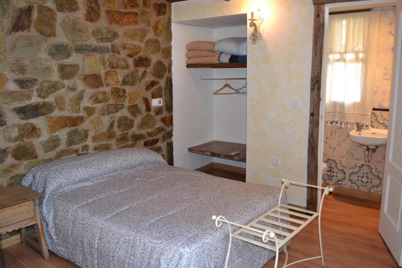 Albergue La Jarilla Plasenzuela Exterior photo